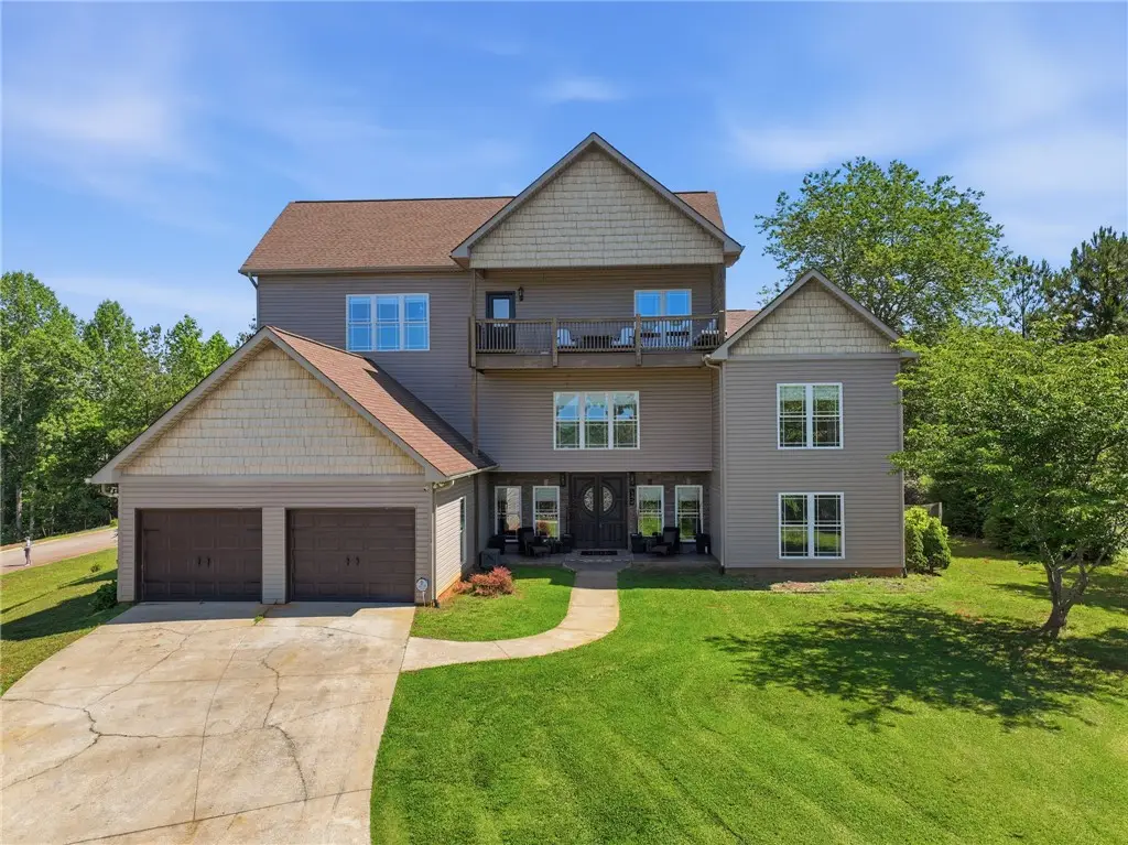 142 W Waters Edge Lane, West Union, SC 29696 - #1