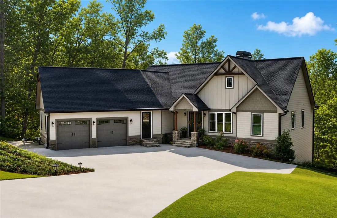 107 W Waters Edge Lane, West Union, SC 29696 - #1