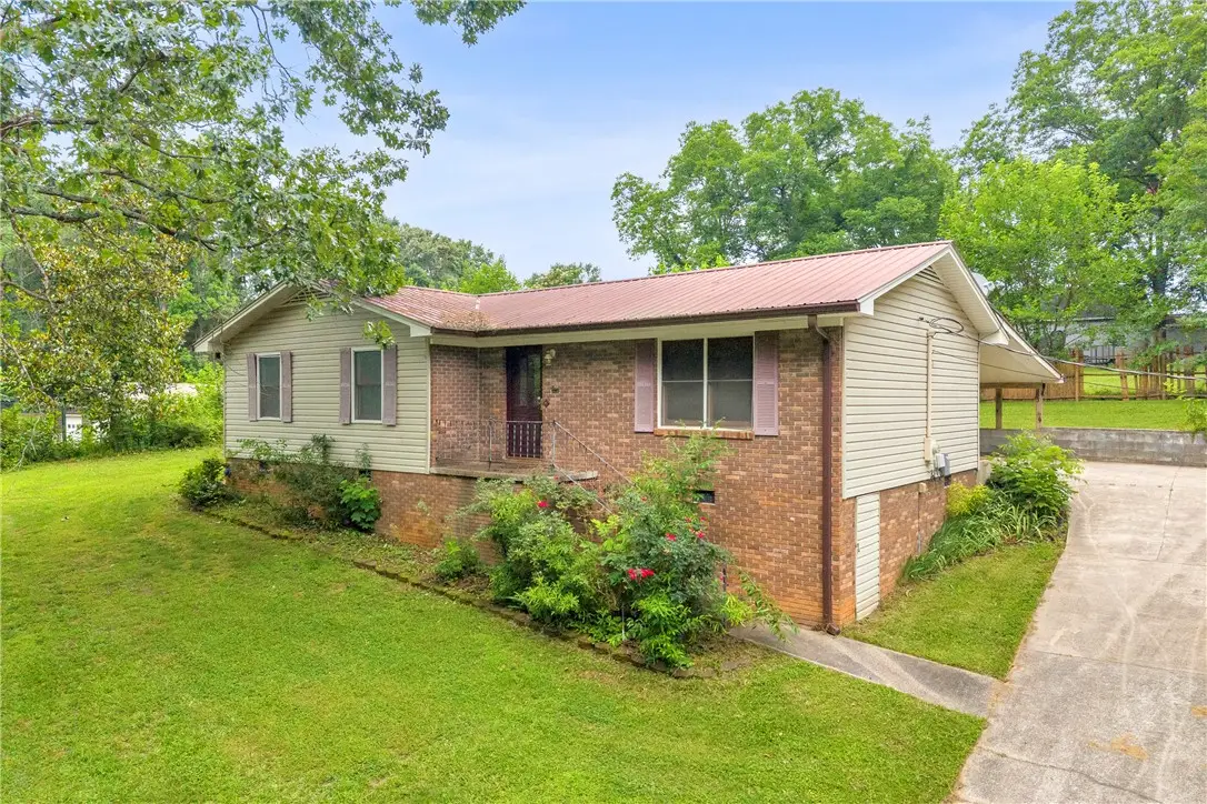 1064 S Greenwich Drive, Walhalla, SC 29691 - #1
