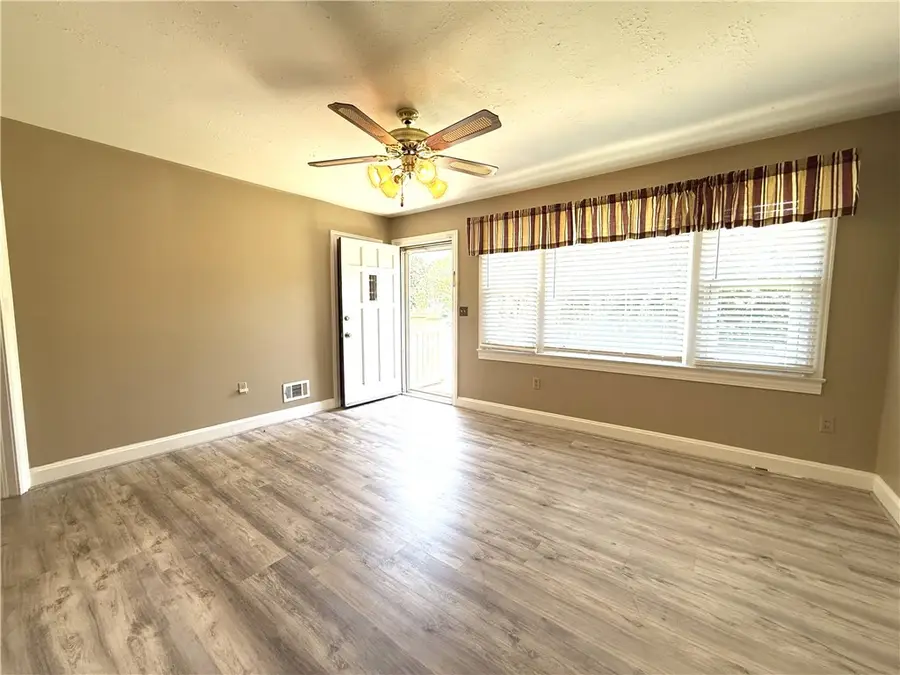 13 Lynhurst Drive, Greenville, SC 29611 - #3