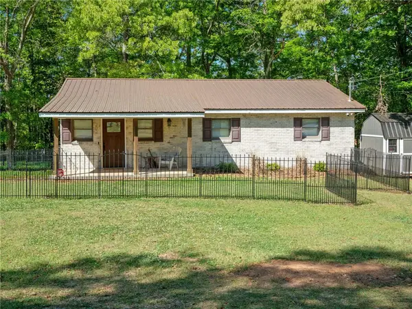 202 Forest Circle, Hartwell, GA 30643