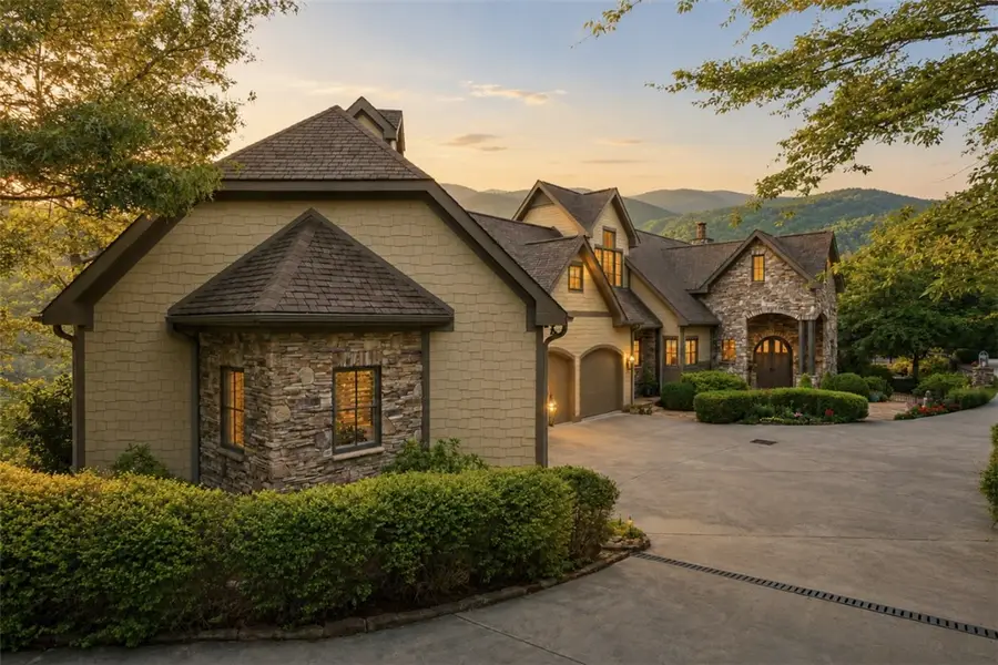 817 Mountain Summit Road, Travelers Rest, SC 29690 - #3