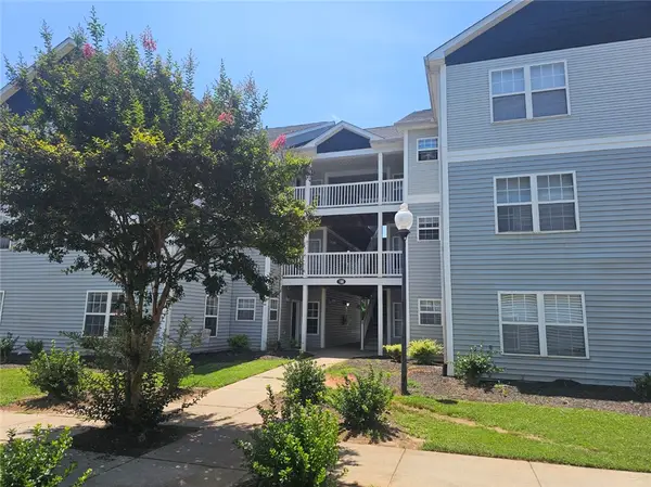 188 University Village Drive #L, Central, SC 29630