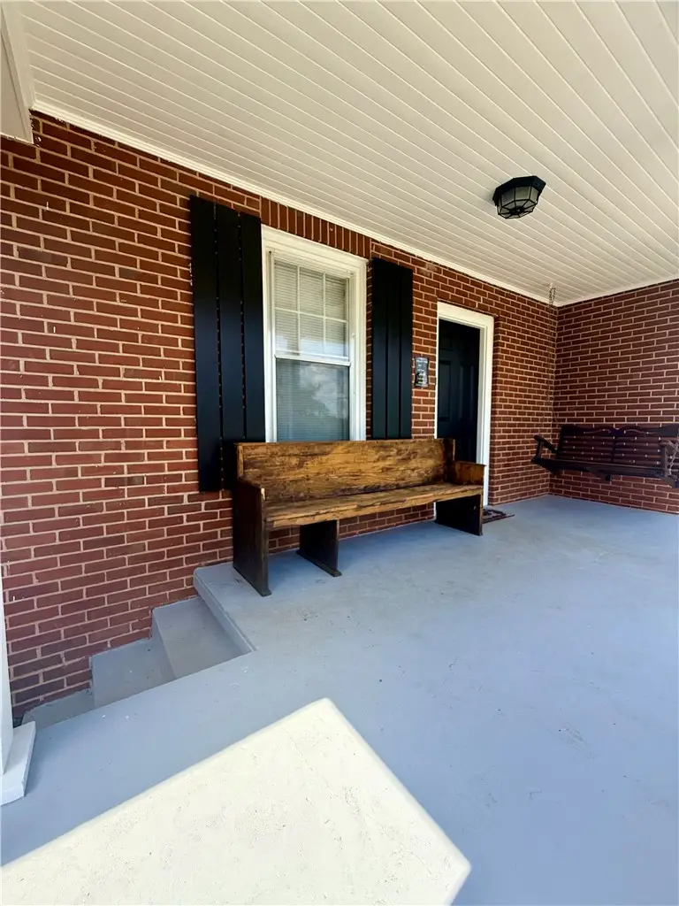205 E South 5th Street, Seneca, SC 29678 - #2