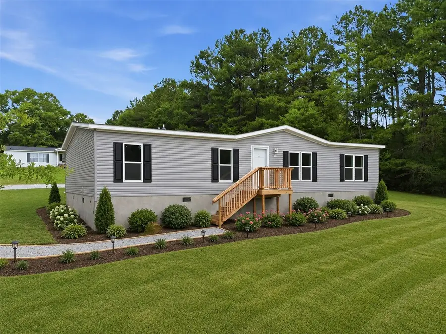 104 Tomahawk Drive, Easley, SC 29640 - #2