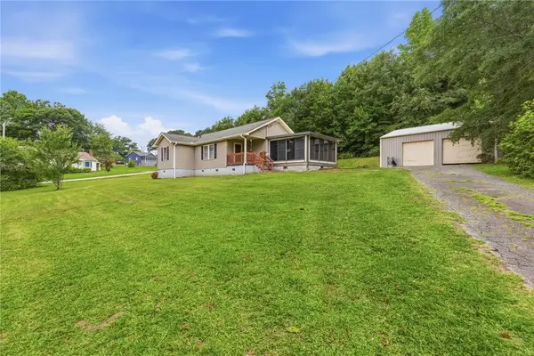 617 Pumpkintown Highway, Pickens, SC 29671