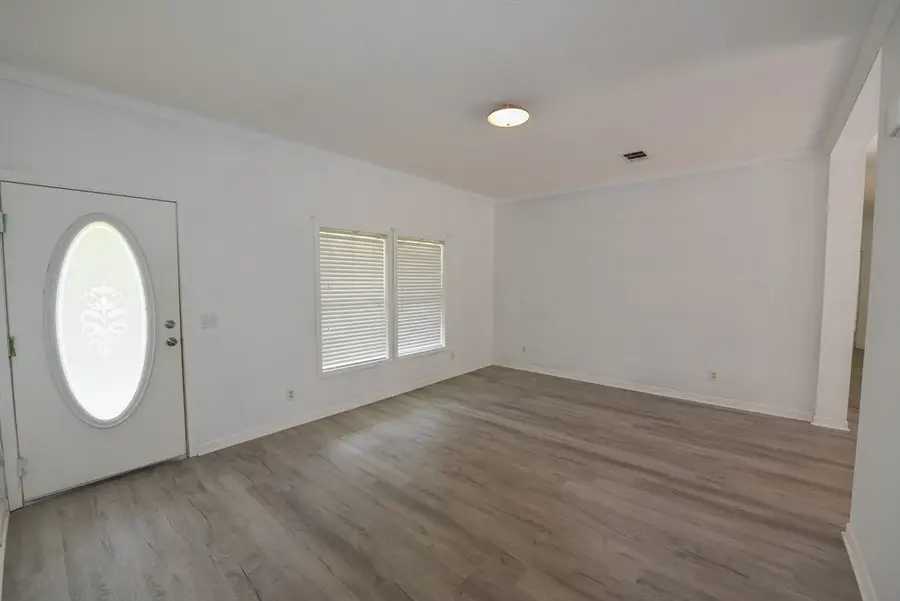 105 Glenn Forest Dr Drive, Hodges, SC 29653 - #3