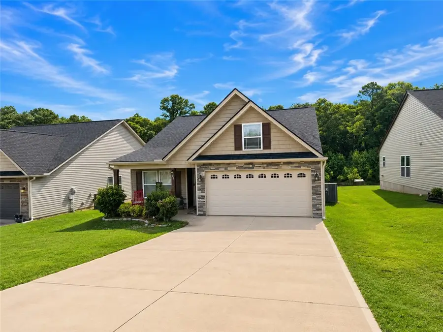 107 Longshore Drive, Belton, SC 29627 - #2