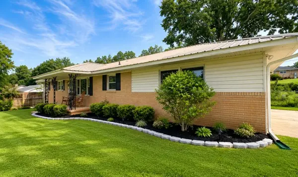 305 Clearview Drive, Anderson, SC 29625