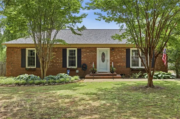 54 Blacks Drive, Greenville, SC 29615