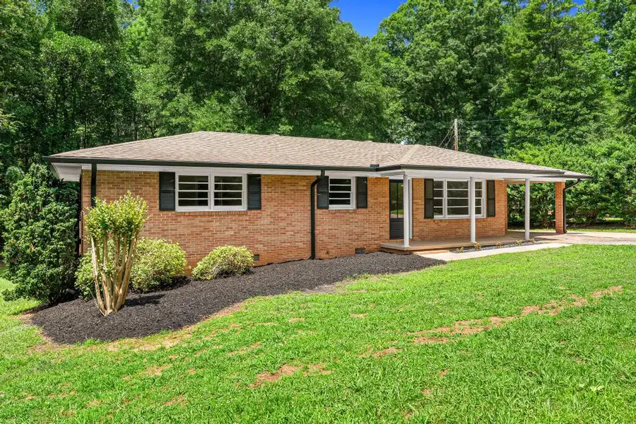 817 N Andover Drive, Walhalla, SC 29691 - #2