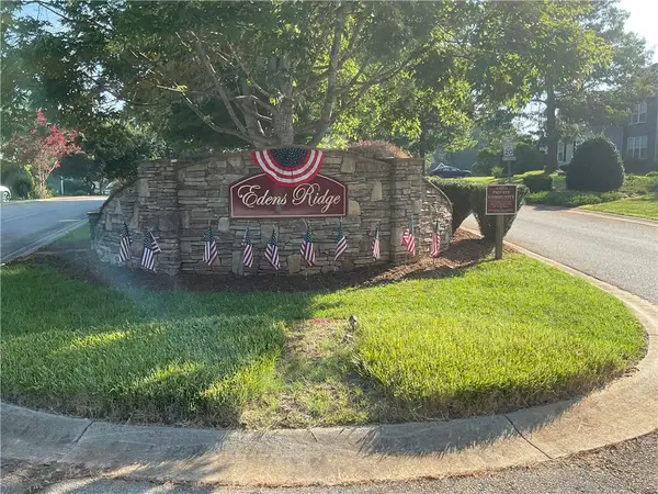101 Edens Oaks Court, Six Mile, SC 29682