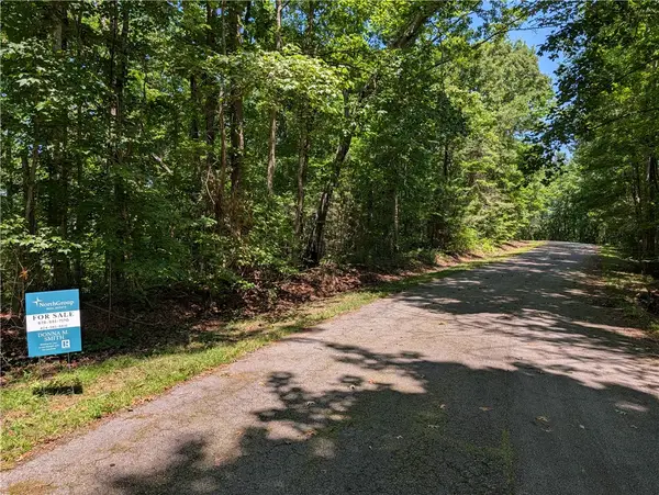 153 Nottingham Drive, Westminster, SC 29693