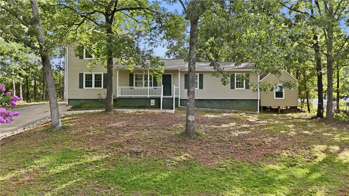2001 Ridgeview Lane, Seneca, SC 29678 - #1