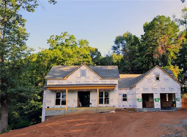 408 Marina Bay Drive, Seneca, SC 29672