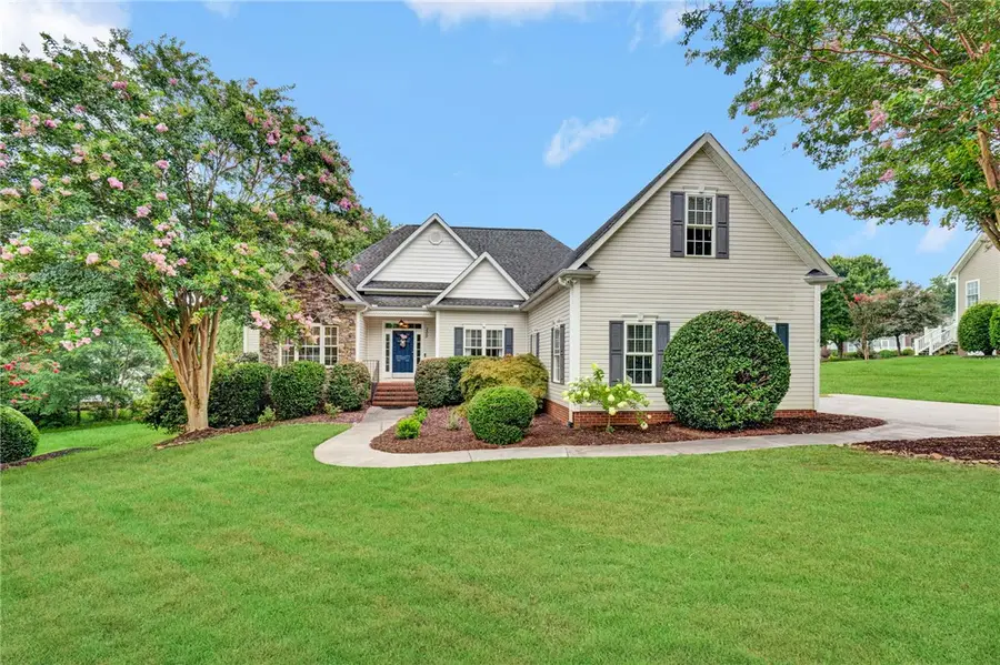 109 New Haven Court, Easley, SC 29640 - #2