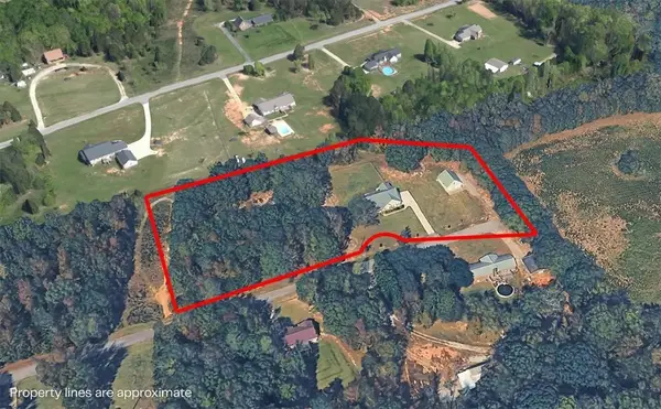 1019 Bannister Road, Starr, SC 29684
