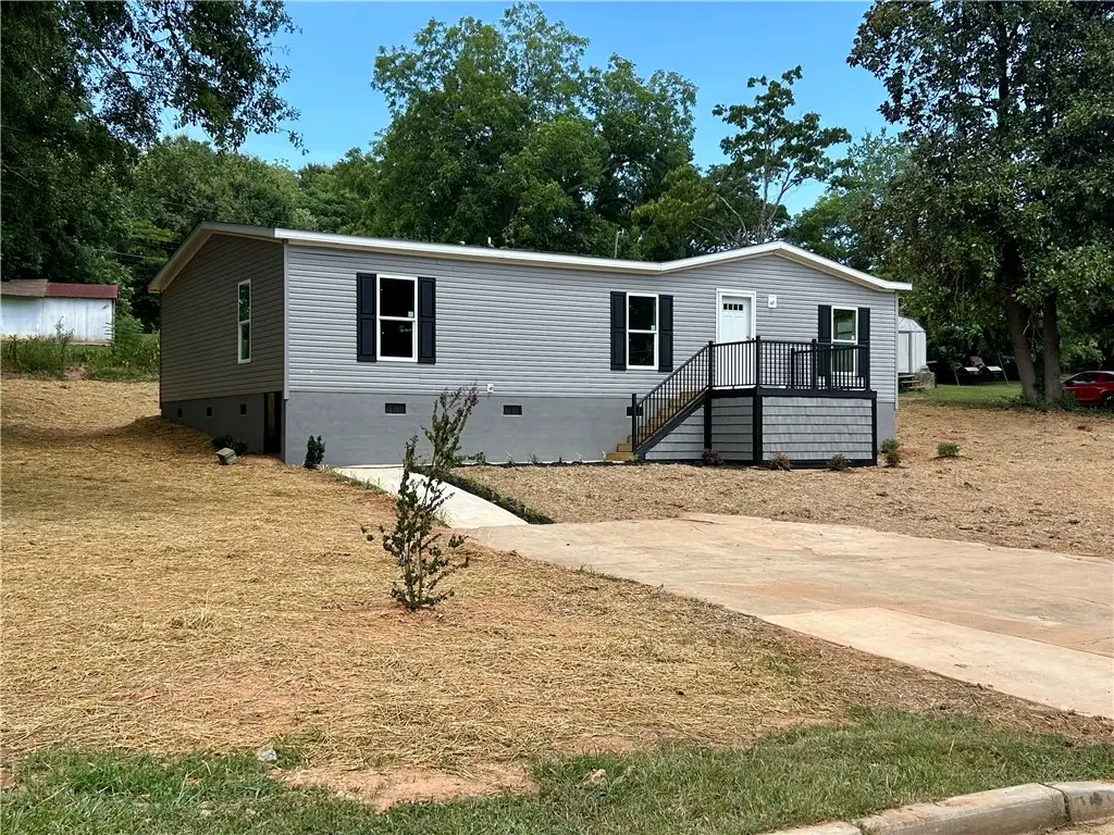 207 Elm Street, Seneca, SC 29678 - #1