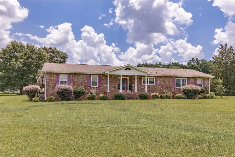 216 Skyland Drive, Belton, SC 29627 - #2