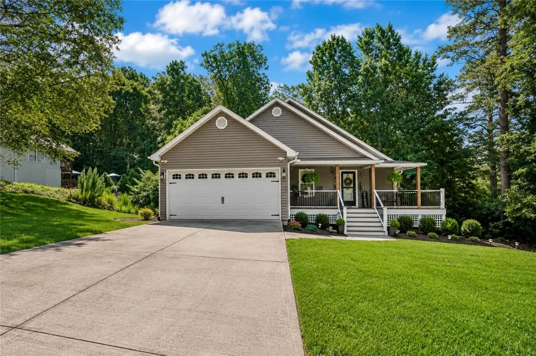 302 Ridgeside Court, West Union, SC 29696 - #1