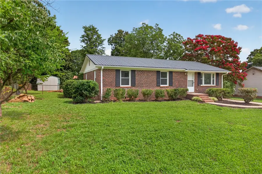 13 Prestbury Drive, Greenville, SC 29605 - #3