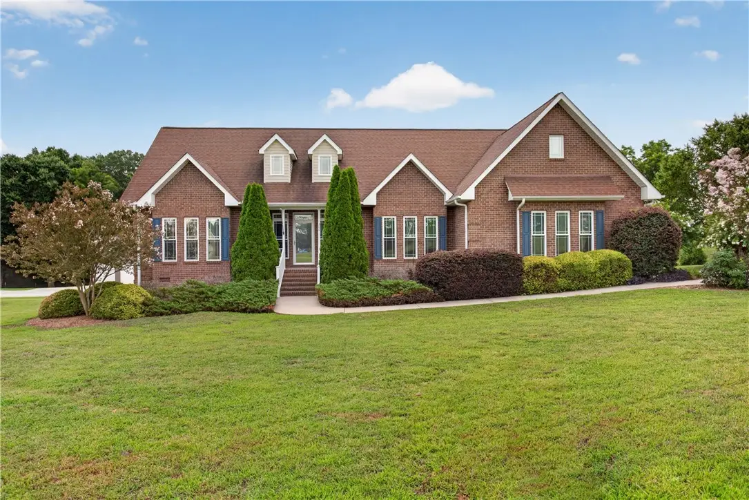 200 Willow Ridge Road, Westminster, SC 29693 - #1
