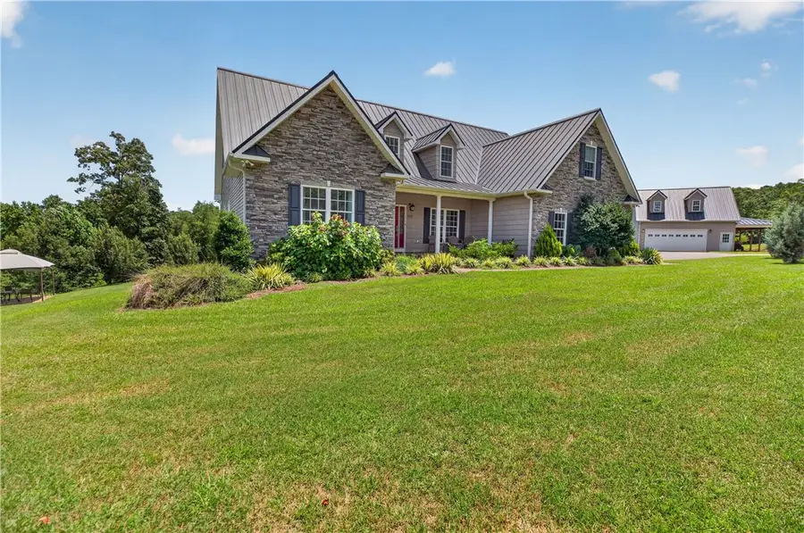 1051 Wild Deer Lane, Belton, SC 29627 - #2