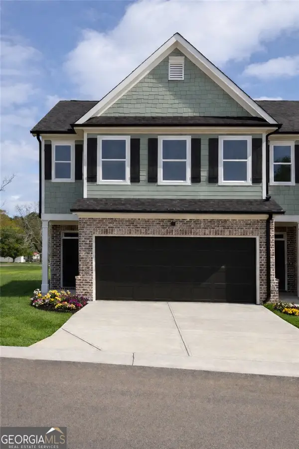 15 Crest Drive #1, Hartwell, GA 30643