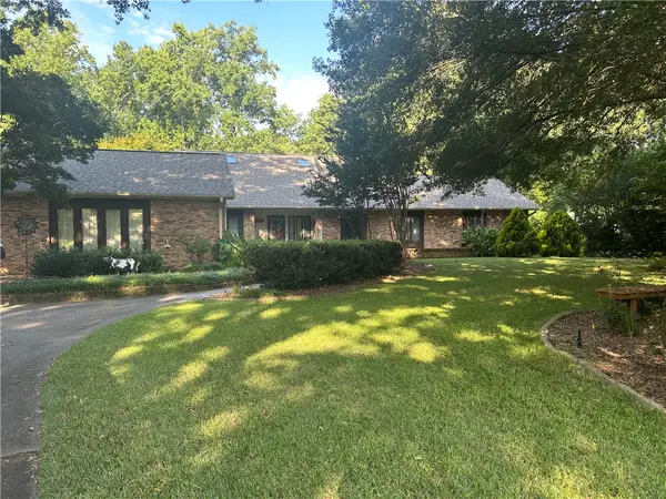 905 Meadow Lane, Anderson, SC 29621