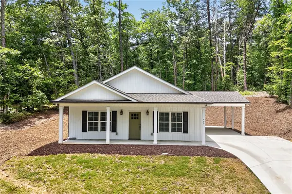 450 Lucky Street, Westminster, SC 29693