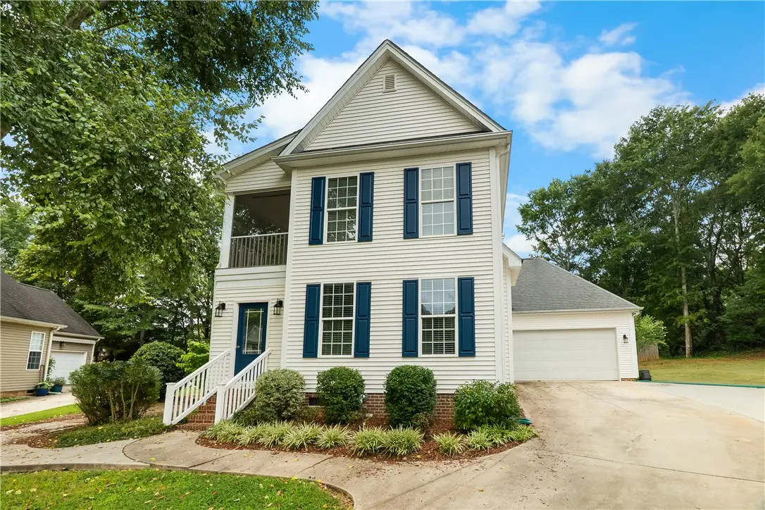 206 Village Way, Pendleton, SC 29670 - #1