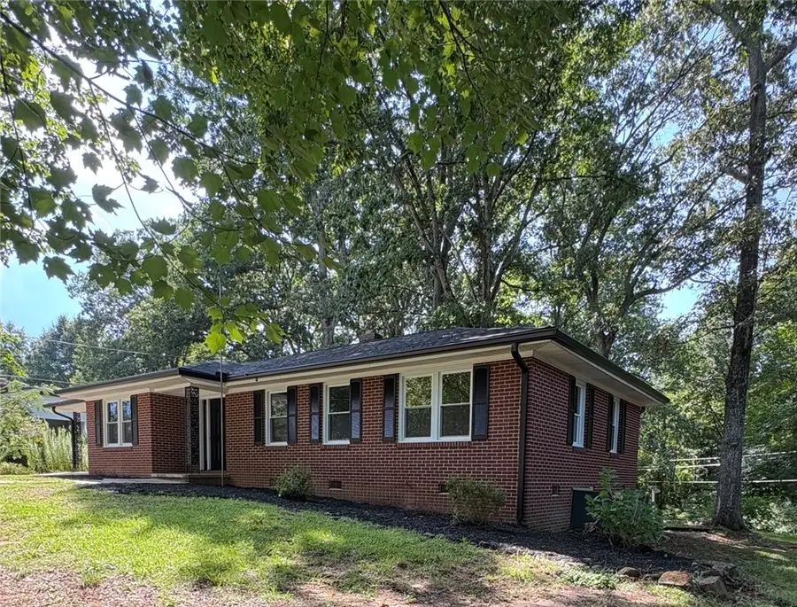 117 Anderson Avenue, Westminster, SC 29693 - #3