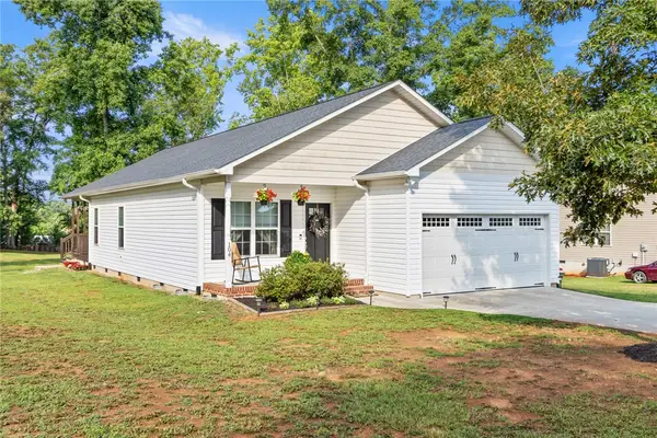104 Tillotson Road, Anderson, SC 29621