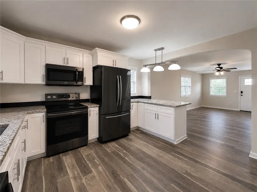 208 W North Avenue, Westminster, SC 29693 - #3