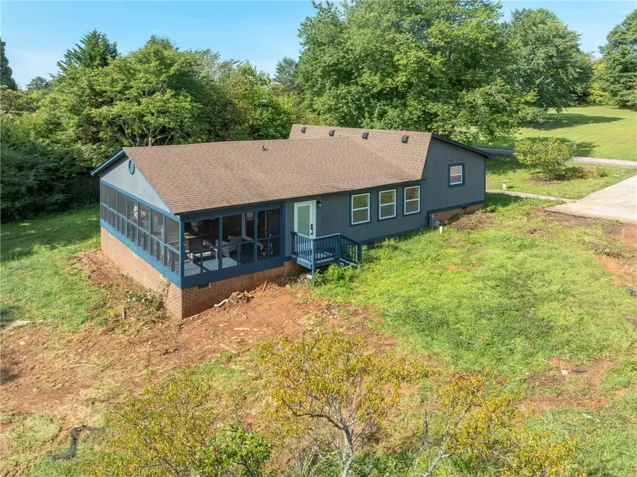 166 Mcjunkin Drive, Pickens, SC 29671 - #2