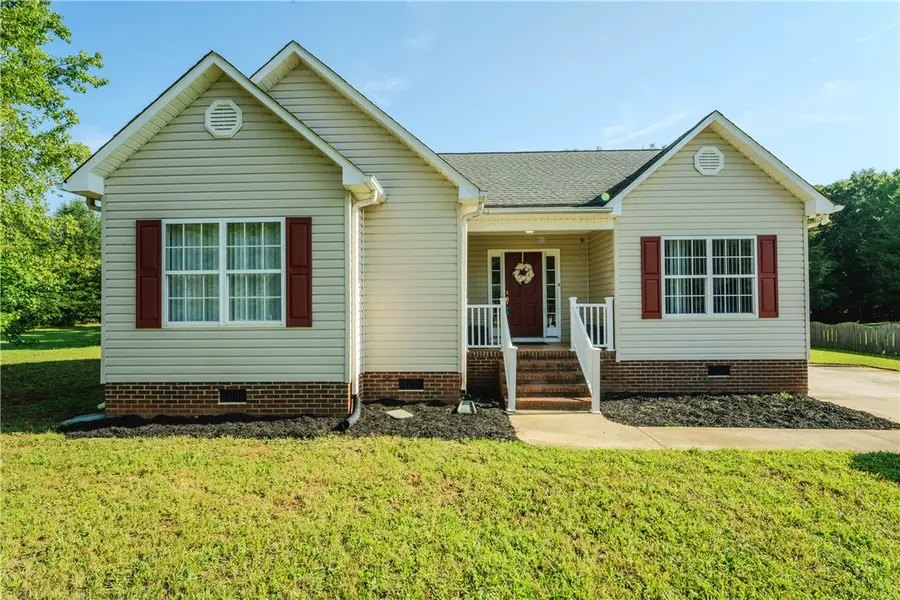 5 Chickadee Drive, Pelzer, SC 29669 - #2