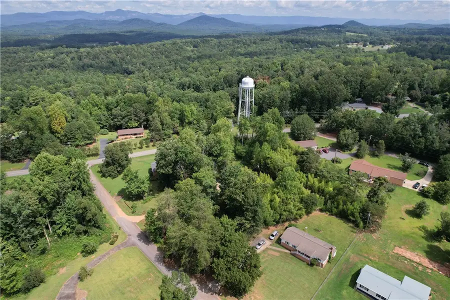 113 North Woodland Drive, Pickens, SC 29671 - #2