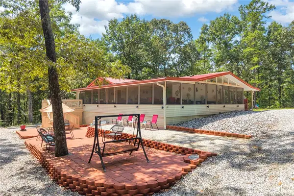 411 Stribling Shoals Road, Walhalla, SC 29691