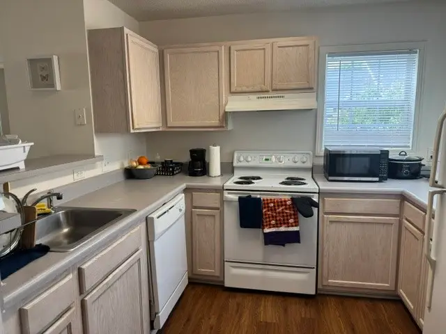 102 University Village Drive #I, Central, SC 29630 - #3