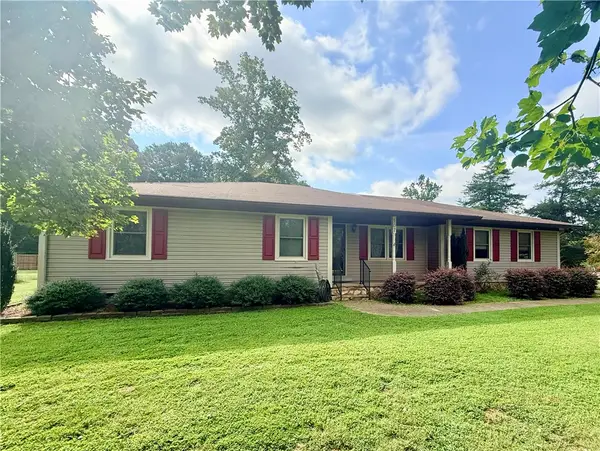 107 Stonebrook Drive, Seneca, SC 29672