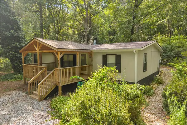521 Creekside Drive, Mountain  Rest, SC 29664