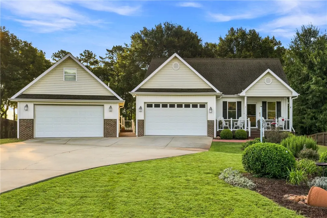 104 N Windy Point, Townville, SC 29689 - #1