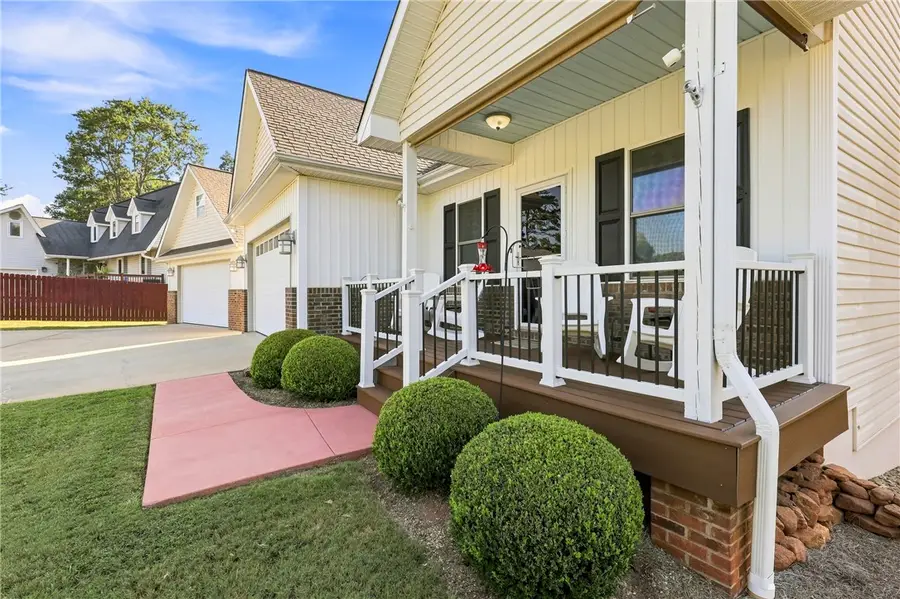 104 N Windy Point, Townville, SC 29689 - #2