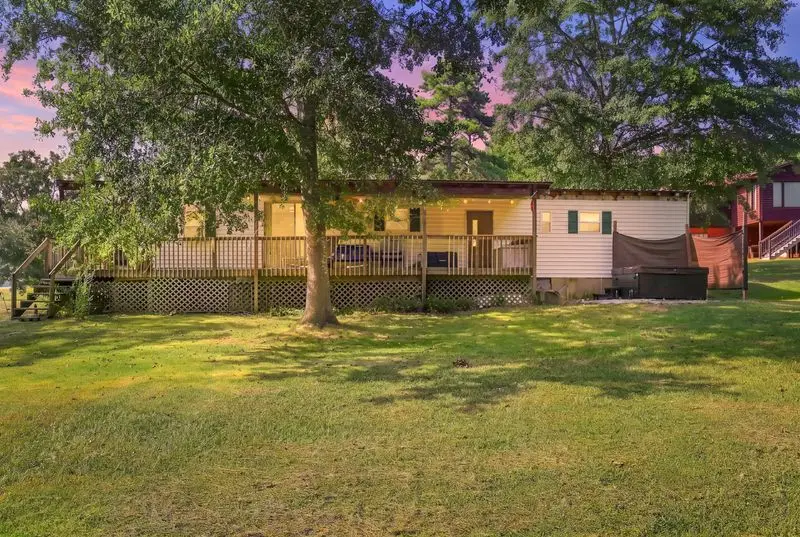 424 Hyde Cove Drive, Fair Play, SC 29643 - #1