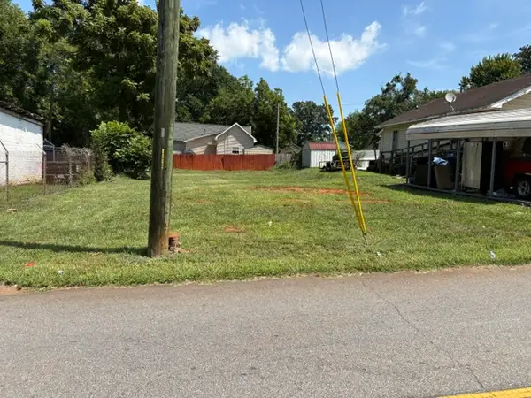 222 Hammett Street, Greenville, SC 29609