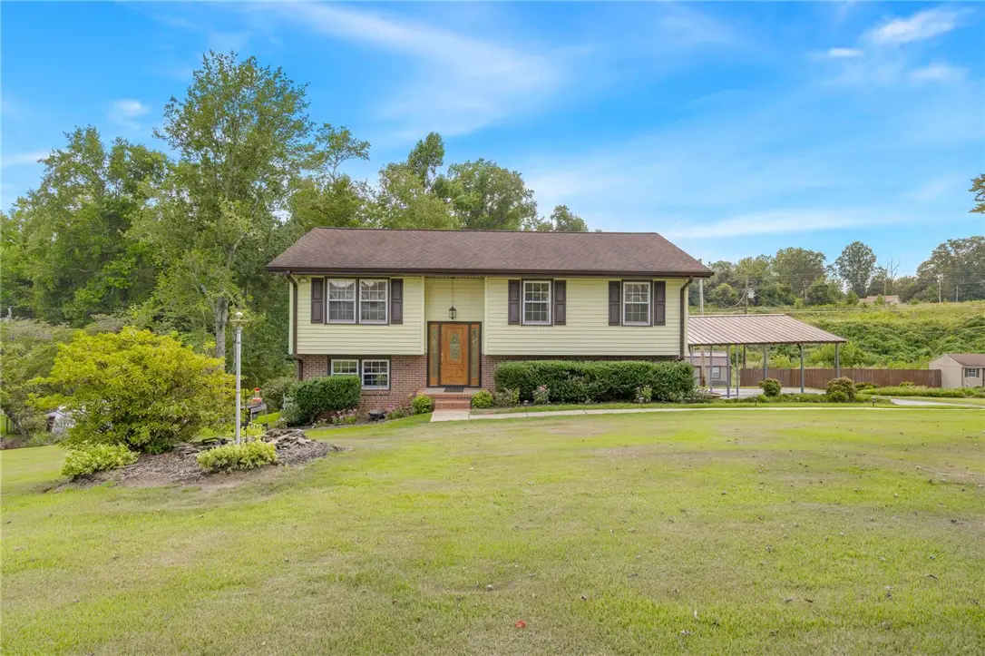 110 Earl Street, Pickens, SC 29671 - #1