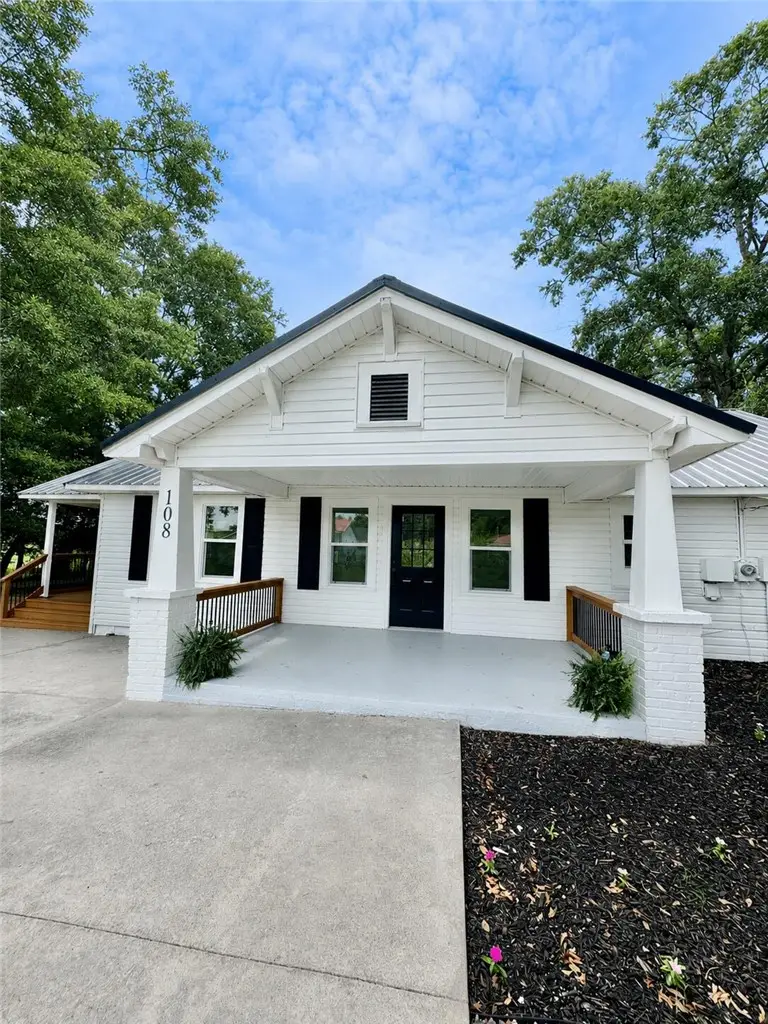108 Boggs Drive, Townville, SC 29689 - #2