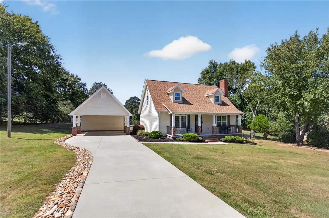 307 Country Glen, Pelzer, SC 29669 - #1