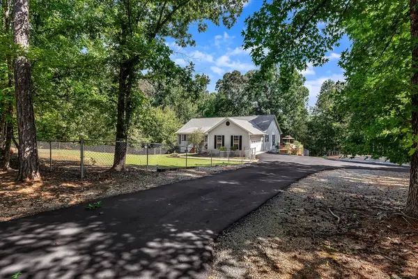 761 Durham Brown Road, Seneca, SC 29678