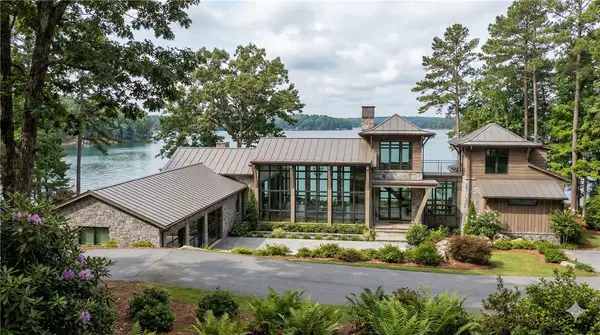 218 Hermitage Drive, Six Mile, SC 29682